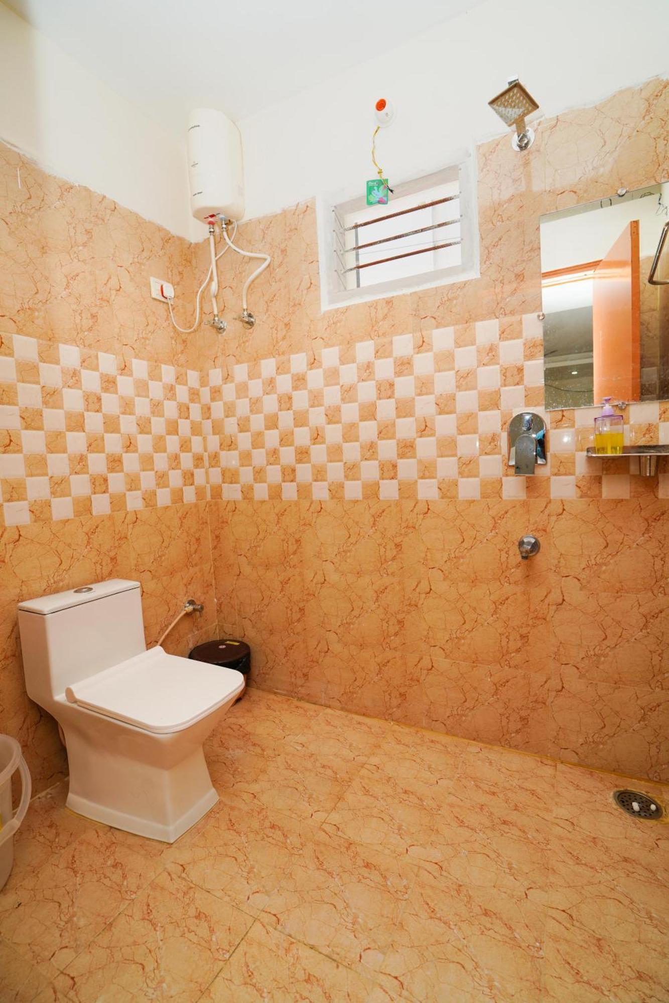 Golden Villa - Duplex House With Private Theater - Near To Alipiri And Bhudevi Ttd Ticket Counter And Kapilateertham Tirupati Kültér fotó